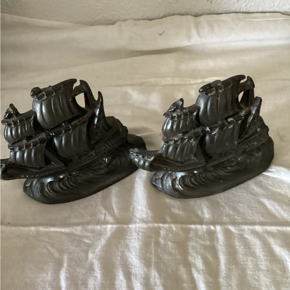 Nice set of book ends , sail boat , rare find , - Picture 2 of 5